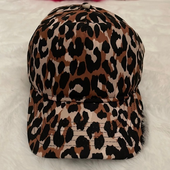 kate spade Accessories - NWT Kate Spade fashion forward Leopard print ball cap hat KS1003746C 1 size
